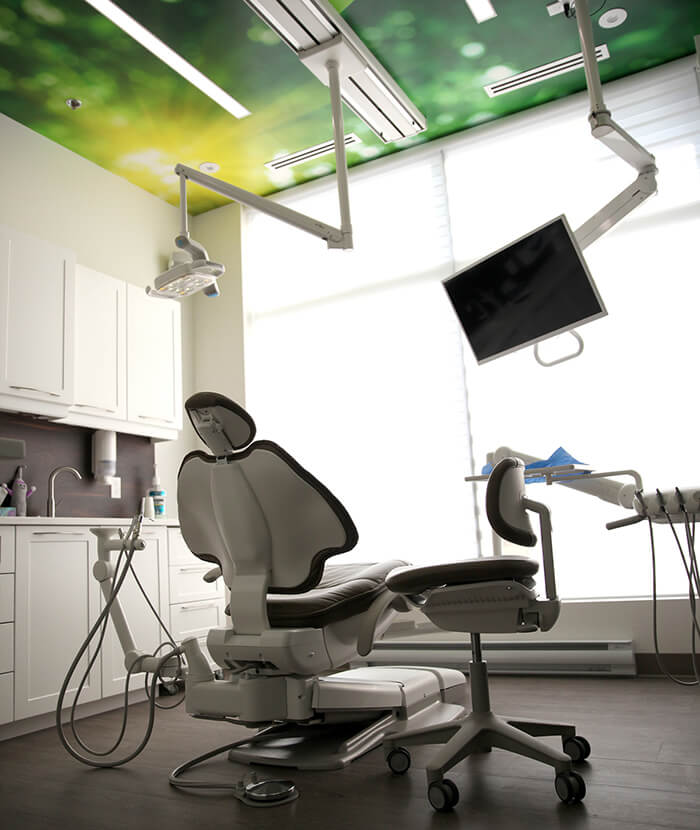 Salle d'examen dentaire à la fine pointe de la technologie